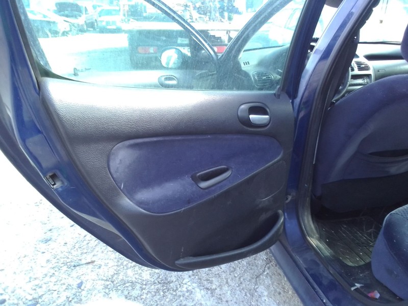 peugeot 206 berlina del año 1998