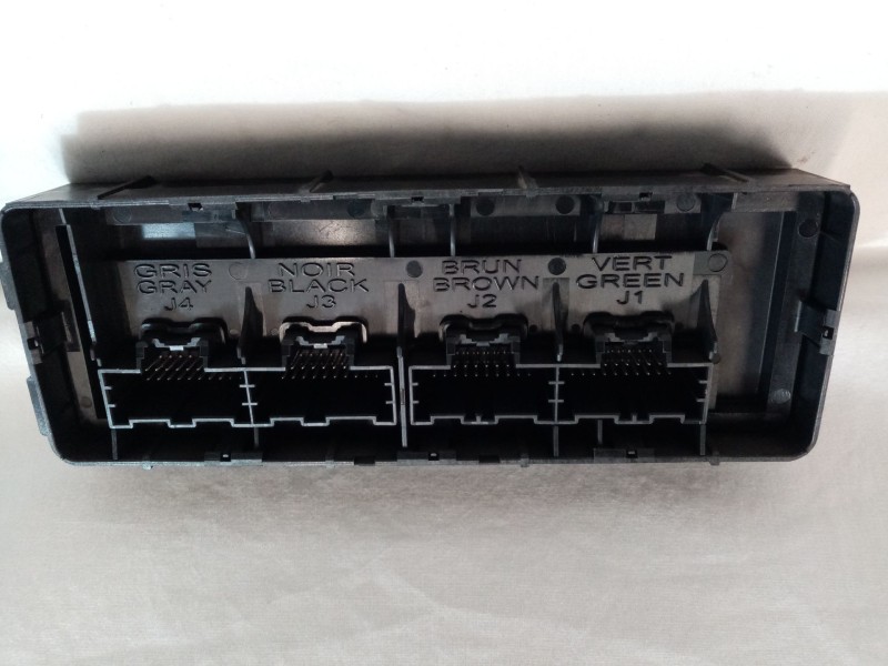 Recambio de modulo electronico para opel insignia berlina referencia OEM IAM 13583316  