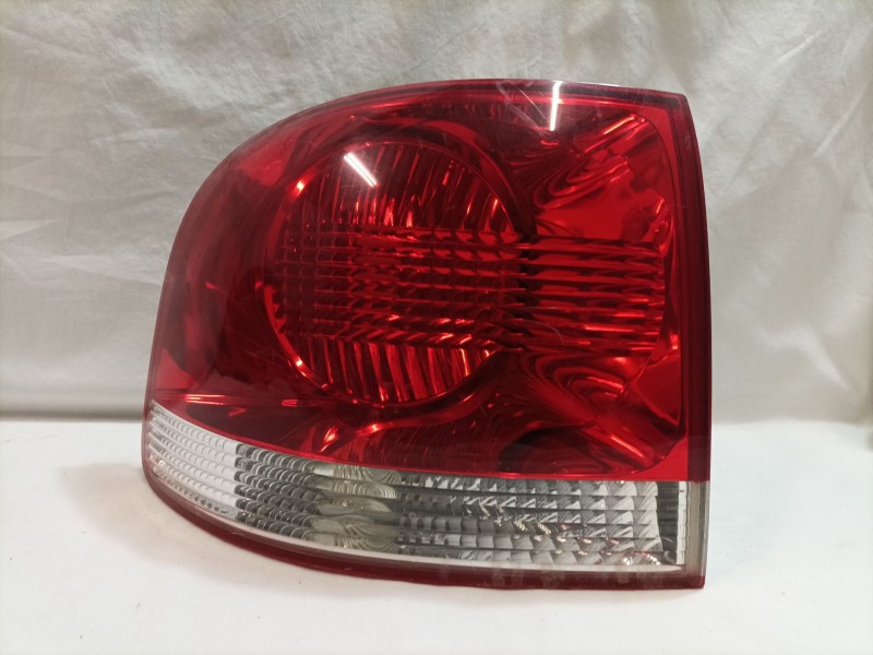 Recambio de piloto trasero izquierdo para volkswagen touareg (7la) referencia OEM IAM 7L6945095K 7L6945095P 