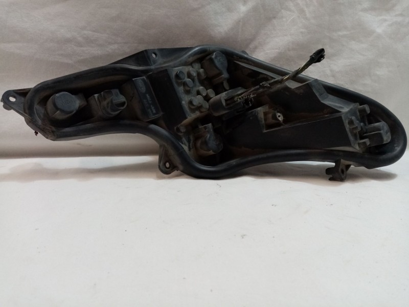 Recambio de portalamparas para opel insignia berlina referencia OEM IAM 168372  