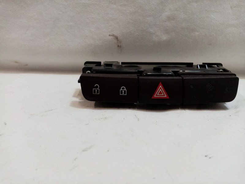 Recambio de warning para opel insignia berlina referencia OEM IAM 13324595  