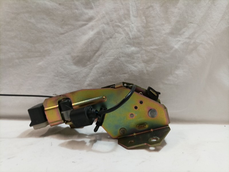 Recambio de cerradura maletero / porton para volkswagen touareg (7la) referencia OEM IAM 7L0827506D  