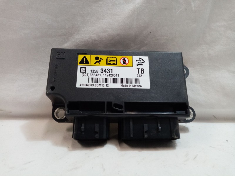 Recambio de centralita airbag para opel insignia berlina referencia OEM IAM 15583431  
