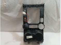 Recambio de consola central para volkswagen touareg (7la) referencia OEM IAM    2