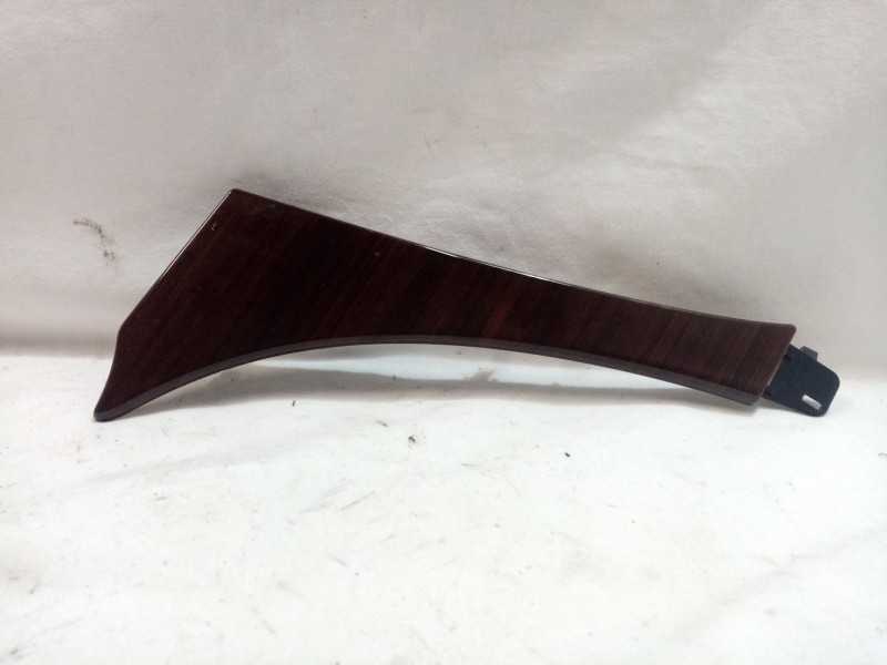 Recambio de moldura para opel insignia berlina referencia OEM IAM 13242092  