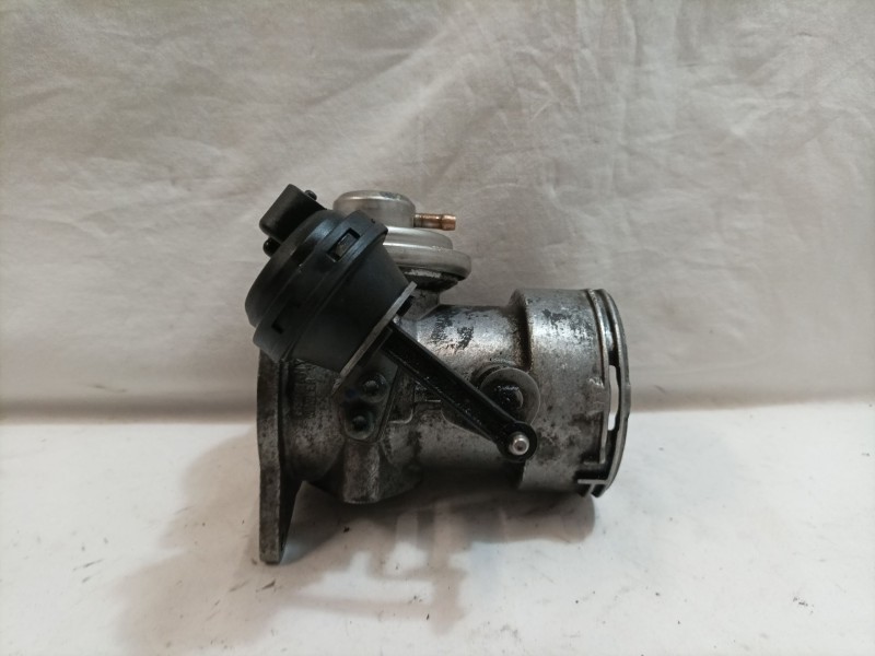 Recambio de valvula egr para volkswagen touareg (7la) referencia OEM IAM 070128073 070128070C 