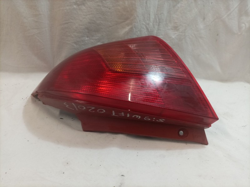 Recambio de piloto trasero derecho para suzuki swift berlina (mz) 1.3 16v cat referencia OEM IAM   