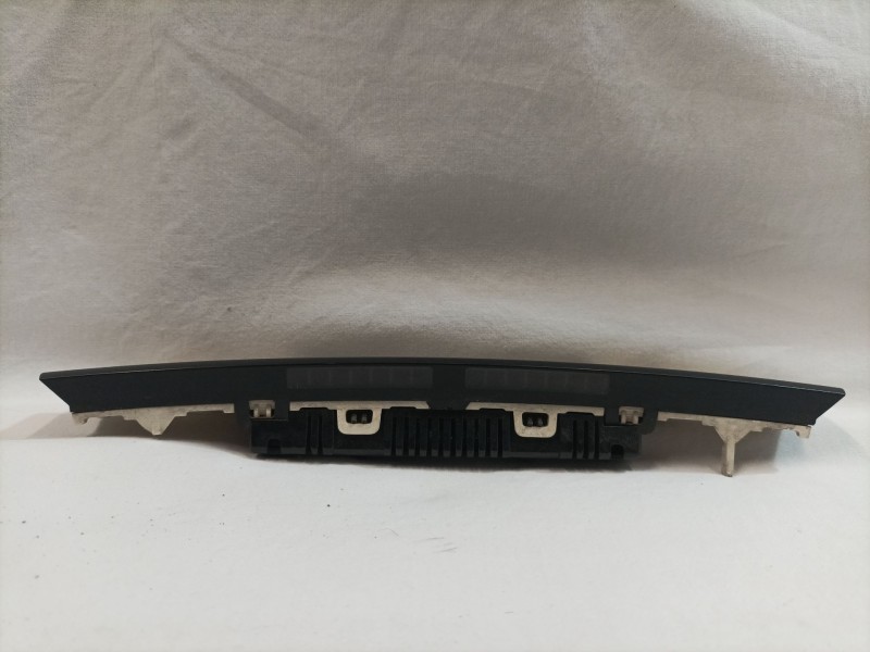 Recambio de pantalla multifuncion para volkswagen touareg (7la) referencia OEM IAM 7L6919473D  