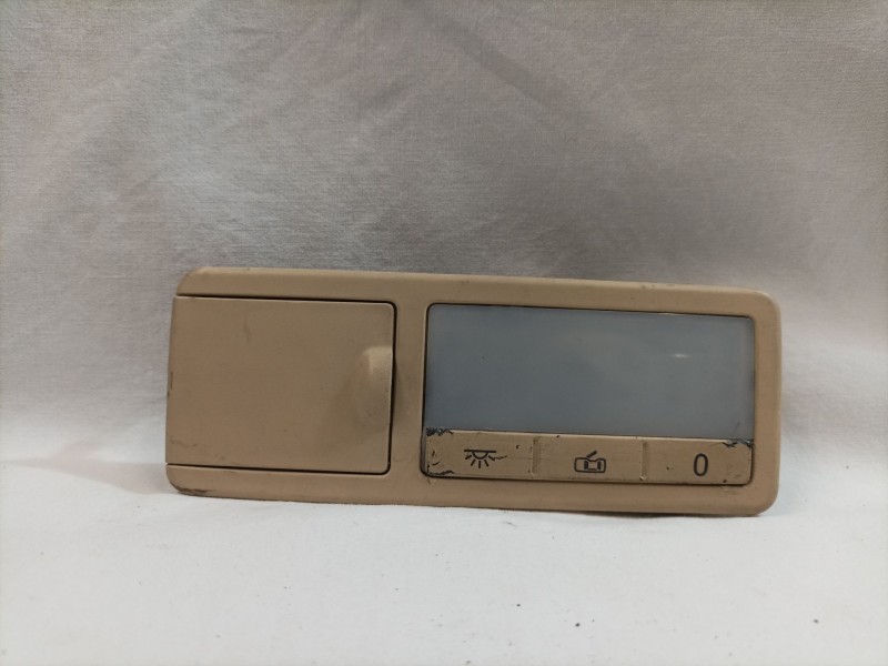 Recambio de luz interior para volkswagen touareg (7la) referencia OEM IAM 7L6947292B 7L0861688A 