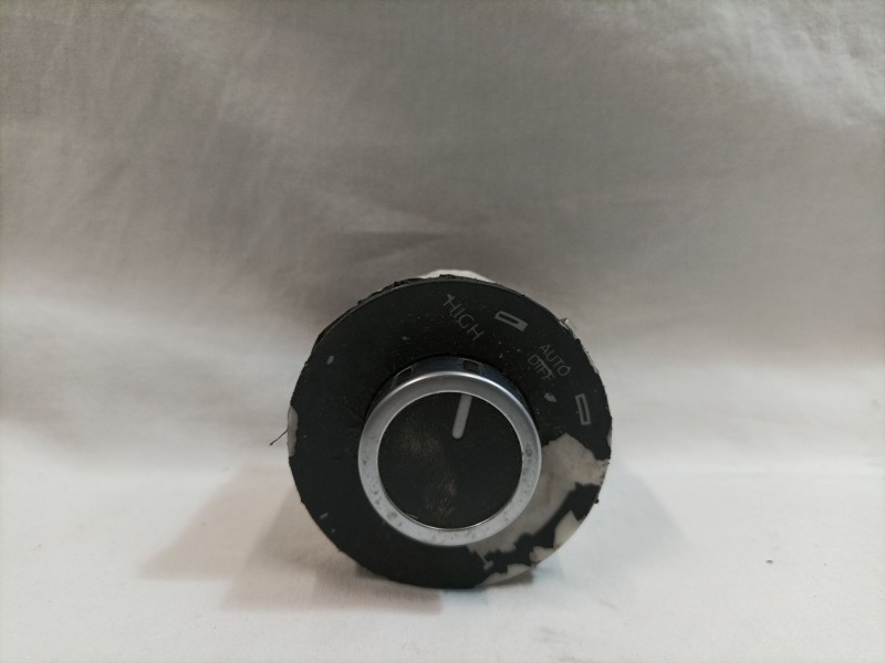 Recambio de modulo electronico para volkswagen touareg (7la) referencia OEM IAM 7L6941435K  