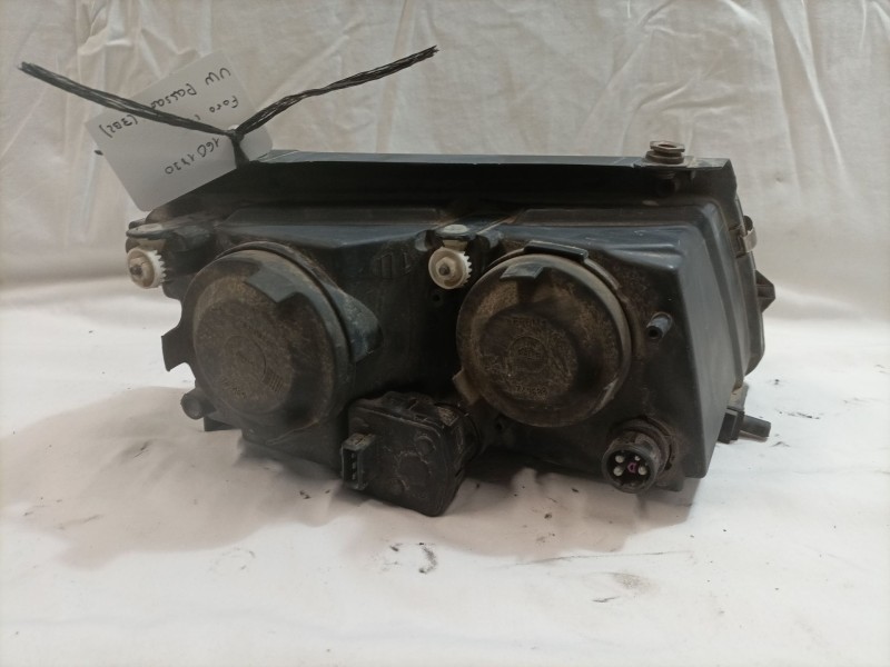 Recambio de faro izquierdo para volkswagen passat berlina (3b2) básico referencia OEM IAM 3B0941017R  