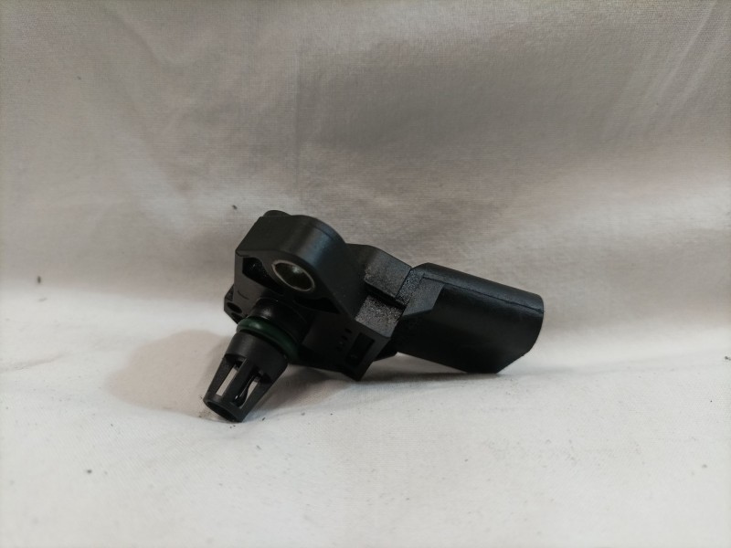 Recambio de sensor presion para volkswagen touareg (7la) referencia OEM IAM 038906051C 0281002401 