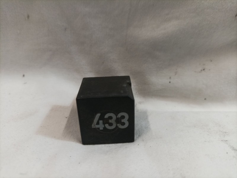 Recambio de rele para volkswagen touareg (7la) referencia OEM IAM 3D0951253A 433 