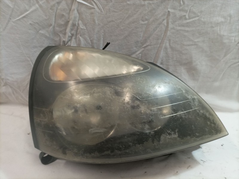 Recambio de faro derecho para renault clio ii fase ii (b/cb0) 1.2 referencia OEM IAM   