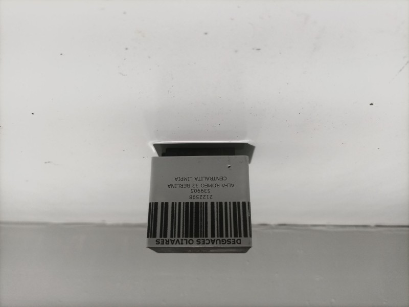 Recambio de centralita limpia para alfa romeo 33 berlina 1.7 16v boxer referencia OEM IAM 539905  