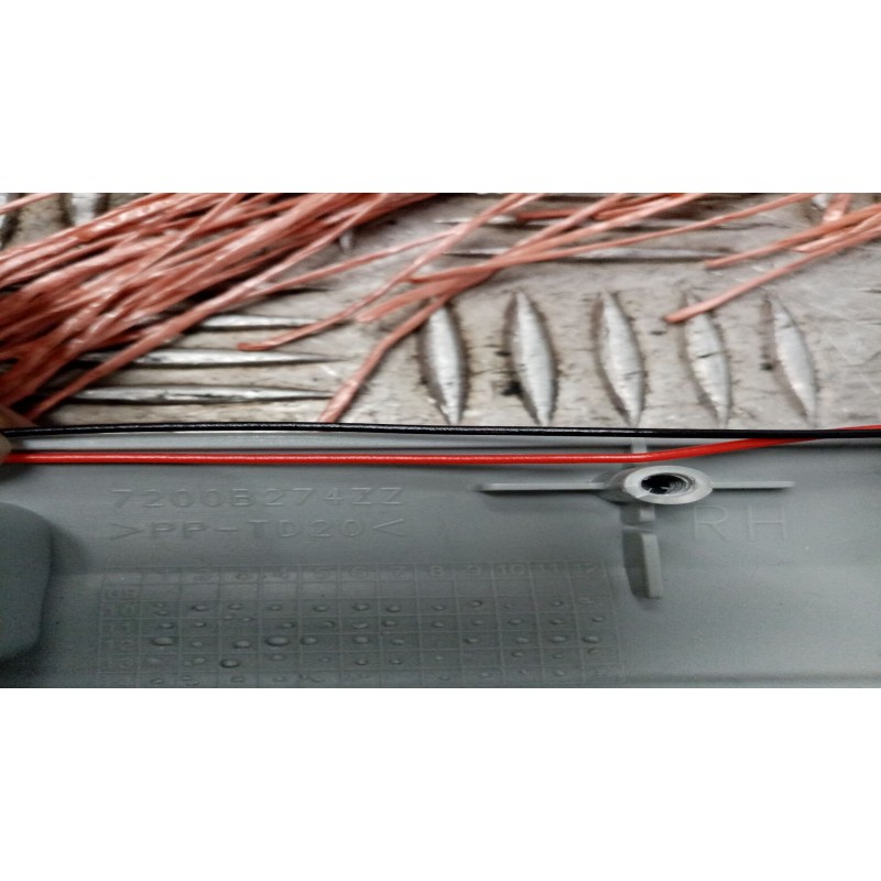 Recambio de moldura pilar delantero derecho para  referencia OEM IAM 1608380980 7200B274ZZ  Recambio de moldura pilar delantero derecho para  referencia OEM IAM 1608380980 7200B274ZZ