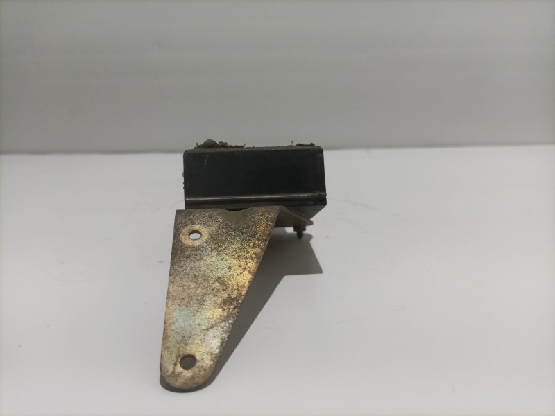 Recambio de modulo electronico para peugeot 205 berlina 1.8 diesel cat referencia OEM IAM 602991A 734100102 