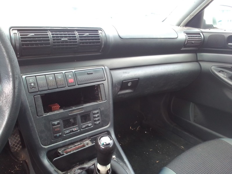 audi a4 berlina (b5) del año 1994