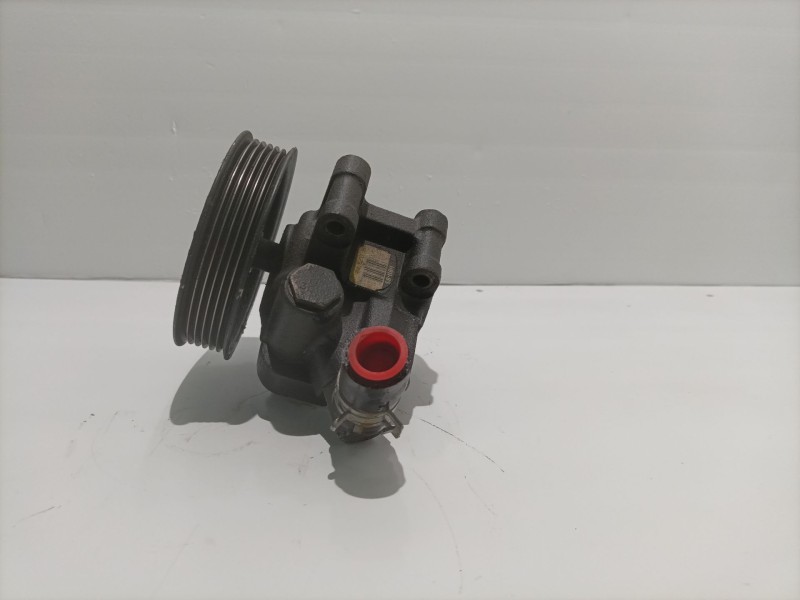 Recambio de bomba direccion para ford fiesta berlina (dx) 1.3 cat referencia OEM IAM 1336849  