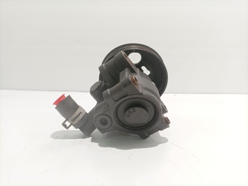 Recambio de bomba direccion para ford fiesta berlina (dx) 1.3 cat referencia OEM IAM 1336849  