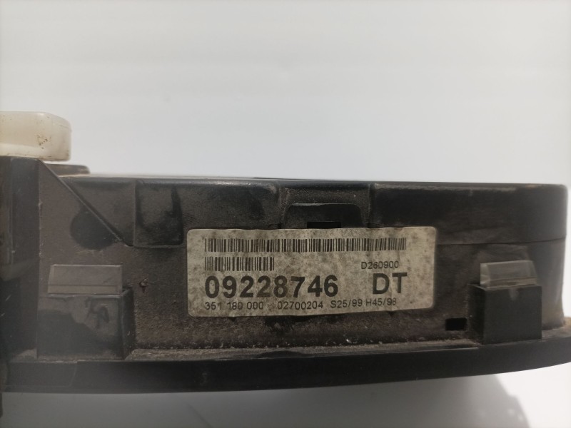 Recambio de cuadro instrumentos para opel astra g berlina referencia OEM IAM 354110001 09228746 351180000