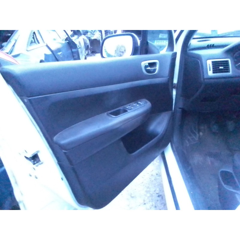 peugeot 307 (s1) del año 2001