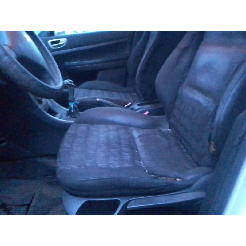 peugeot 307 (s1) del año 2001