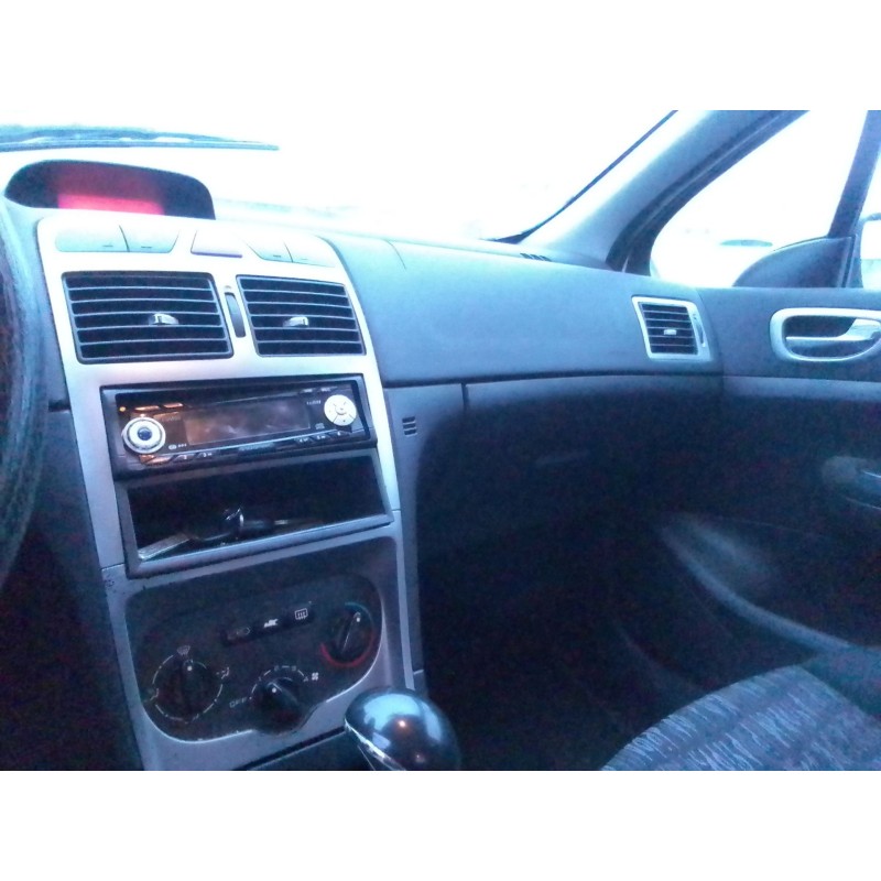 peugeot 307 (s1) del año 2001