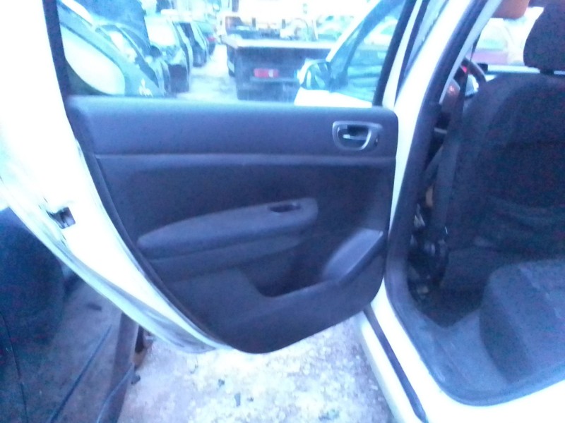 peugeot 307 (s1) del año 2001