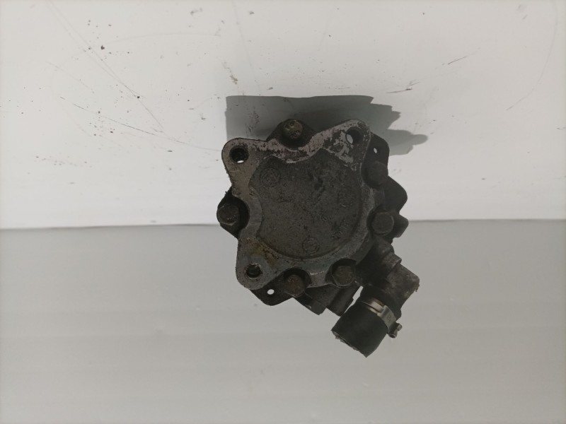 Recambio de bomba servodireccion para audi a4 berlina (b5) 1.9 tdi referencia OEM IAM 8D0145156T 2054982 