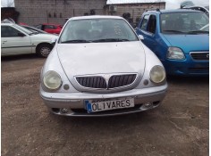 lancia lybra berlina del año 1999