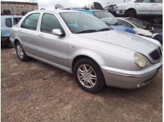 lancia lybra berlina del año 1999 2