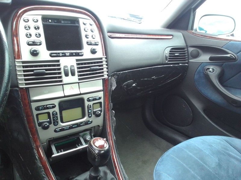 lancia lybra berlina del año 1999