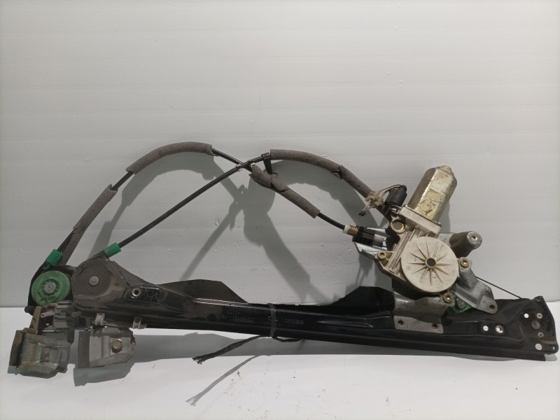 Recambio de elevalunas delantero derecho para ford focus berlina (cak) trend referencia OEM IAM XS4123200 XS4123200 