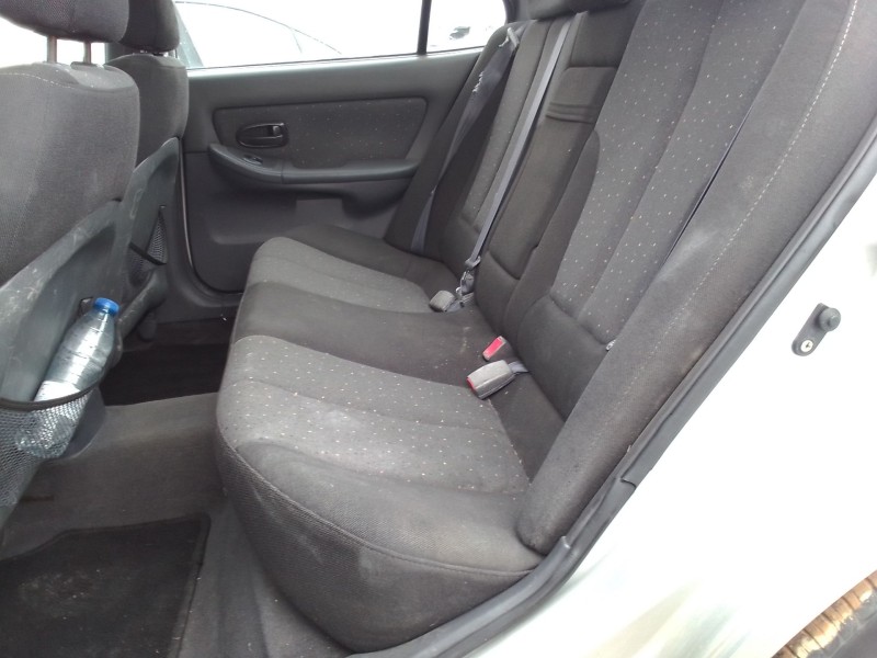 hyundai elantra (xd) del año 2000