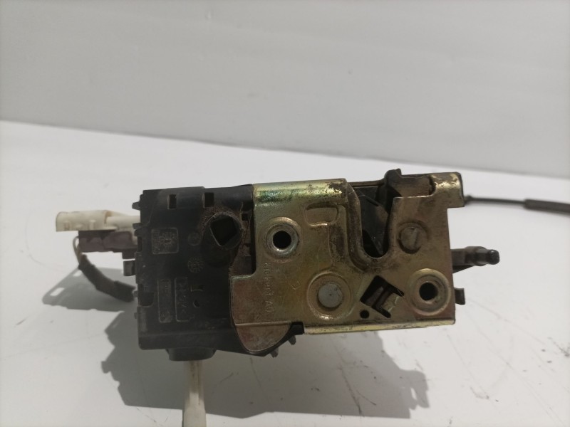 Recambio de cerradura puerta delantera derecha para peugeot 407 st confort referencia OEM IAM   