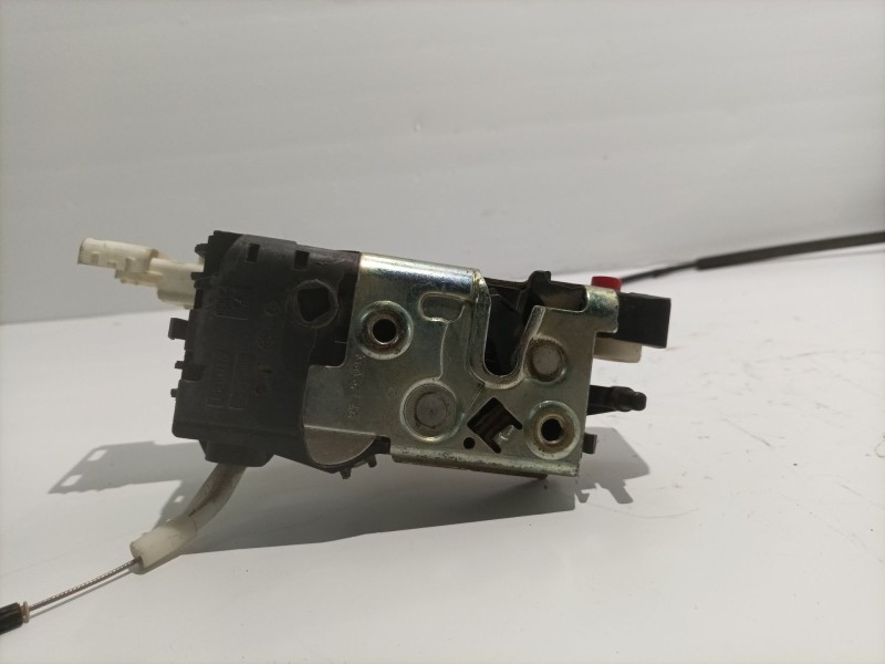 Recambio de cerradura puerta trasera derecha para peugeot 407 st confort referencia OEM IAM   