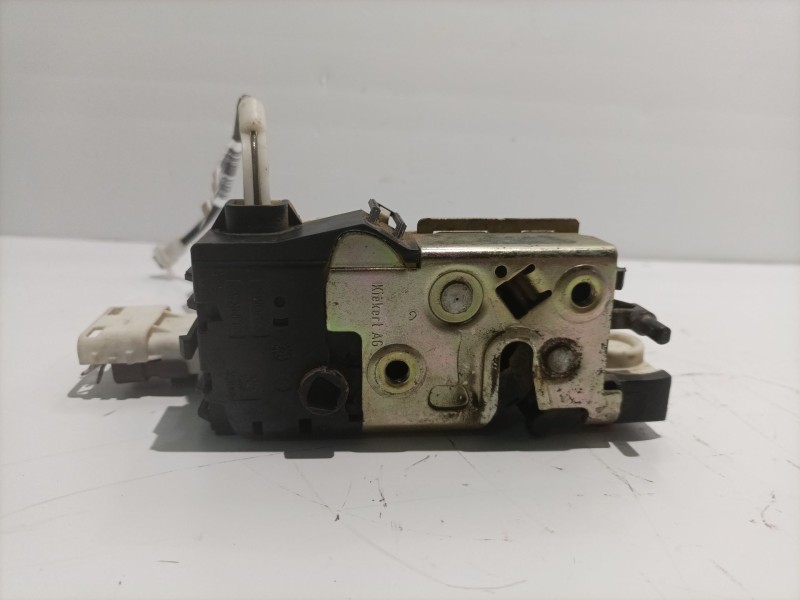 Recambio de cerradura puerta trasera izquierda para peugeot 407 st confort referencia OEM IAM 14470993  