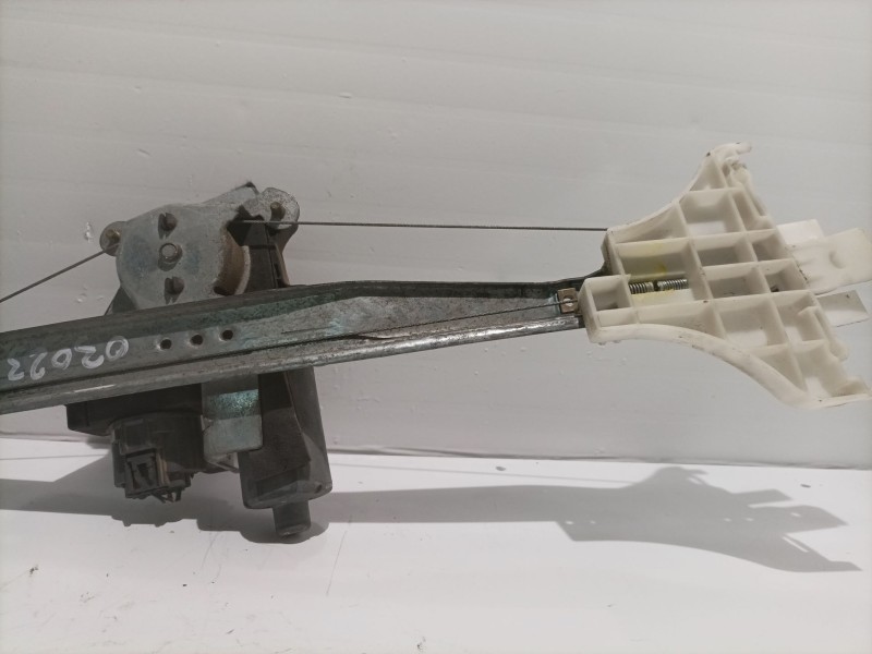 Recambio de elevalunas trasero izquierdo para ford mondeo berlina (ge) trend referencia OEM IAM 1320875  