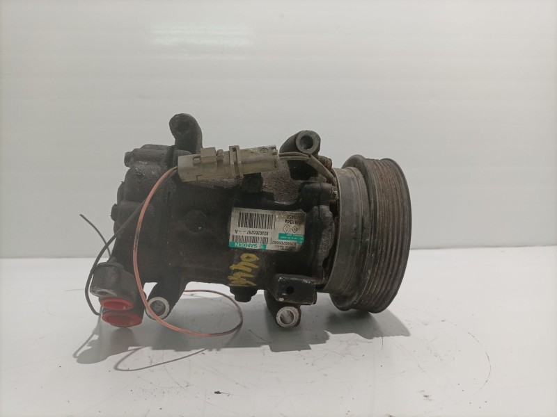 Recambio de compresor aire acondicionado para renault clio iii referencia OEM IAM 07940709562 8200265787 