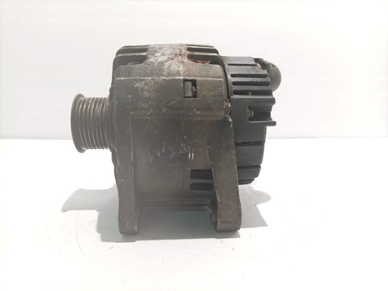 Recambio de alternador para renault scenic ii 1.9 dci diesel referencia OEM IAM 2542817A  