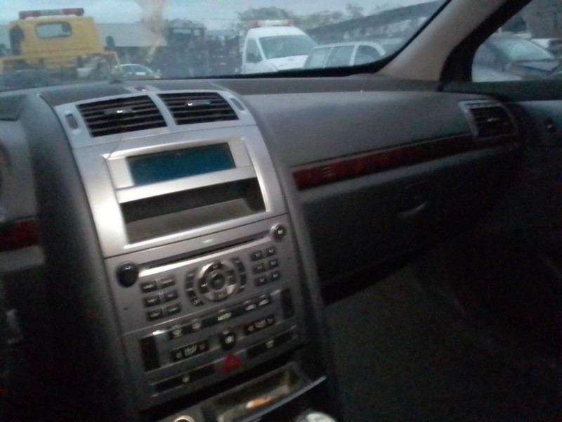 peugeot 407 del año 2004