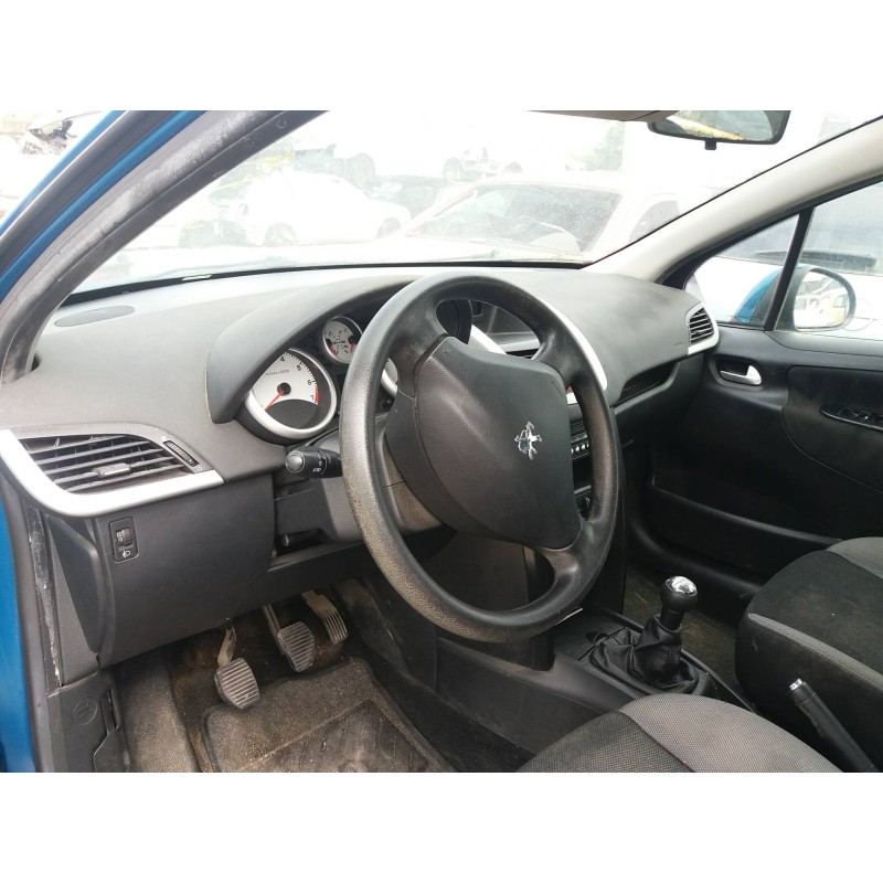 peugeot 207    |   0.06 - ... | 2006 del año 2006