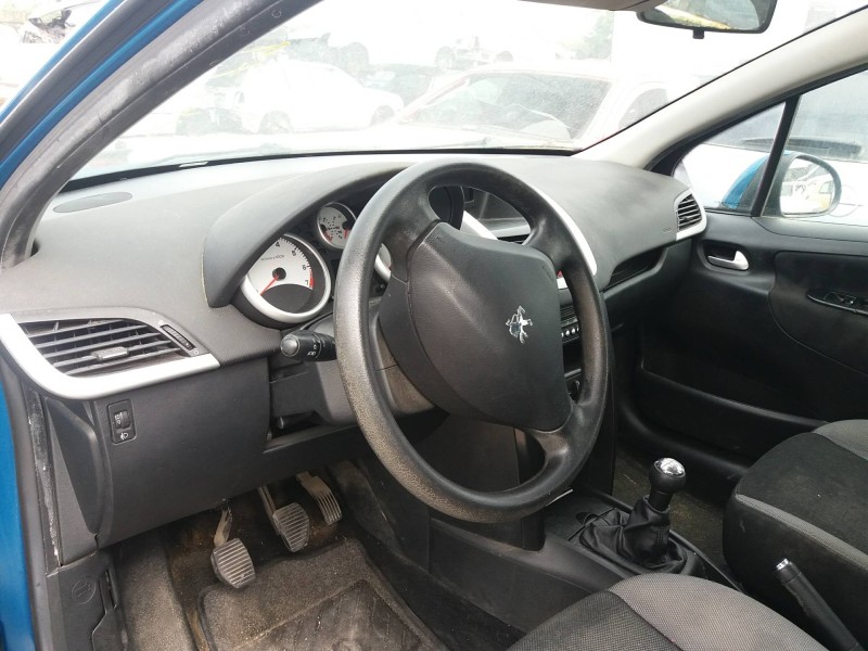 peugeot 207    |   0.06 - ... | 2006 del año 2006
