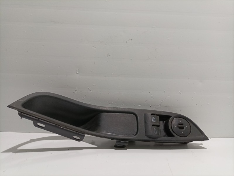 Recambio de mando elevalunas delantero izquierdo para ford focus lim. (cb8) referencia OEM IAM AM5T14A132EA  