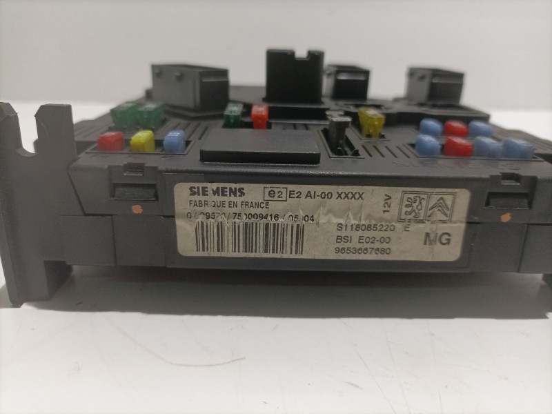 Recambio de centralita bsi para peugeot 206 berlina referencia OEM IAM 9653667680 S118085220 