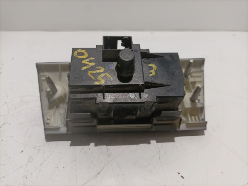 Recambio de mando luces para bmw serie 3 touring (e91) 320d referencia OEM IAM 693279403 33600102 224501