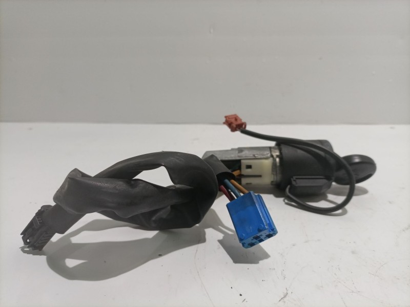 Recambio de conmutador de arranque para peugeot 206 berlina referencia OEM IAM 9641551180  