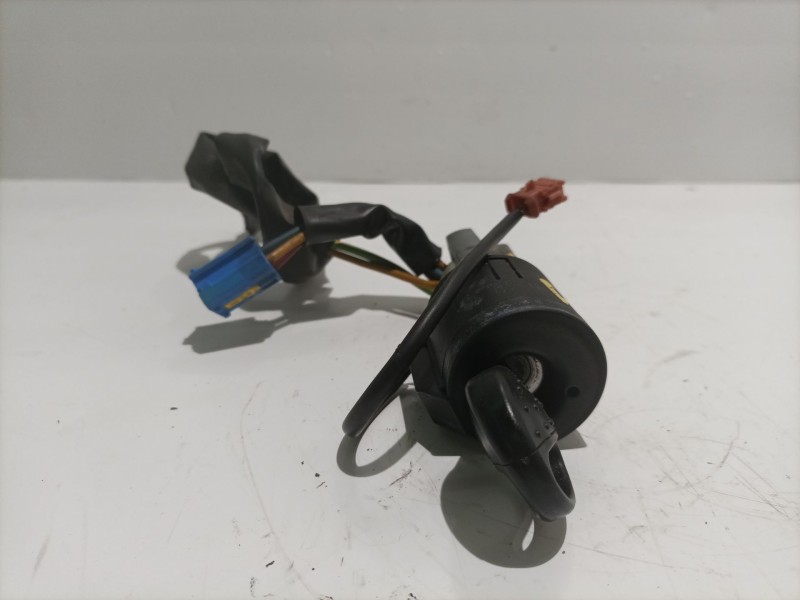 Recambio de conmutador de arranque para peugeot 206 berlina referencia OEM IAM 9641551180  