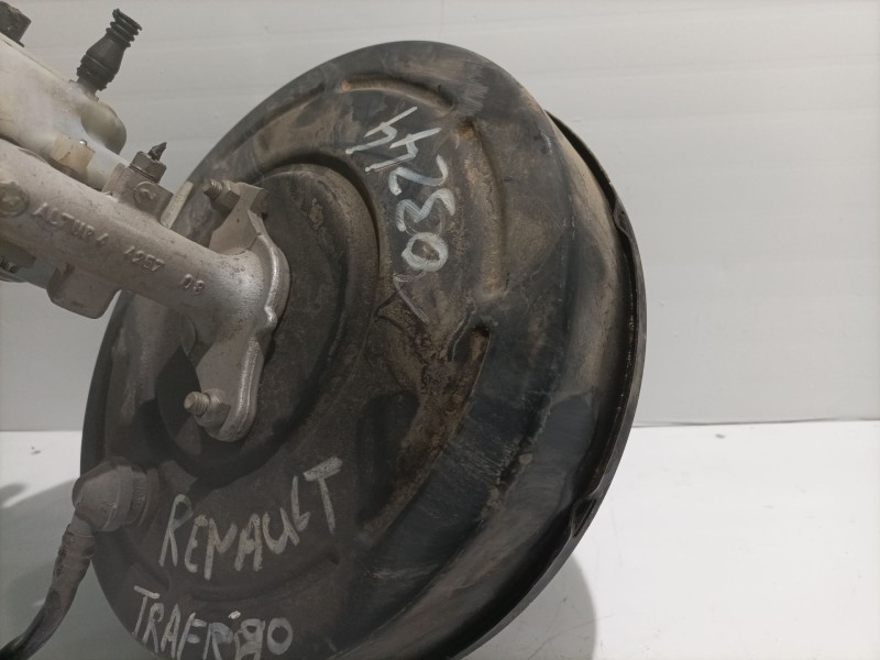 Recambio de servofreno para renault trafic combi (ab 4.01) 2.0 dci diesel cat referencia OEM IAM 820050630 93857441 